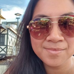 Meet your Posher, Antoinette